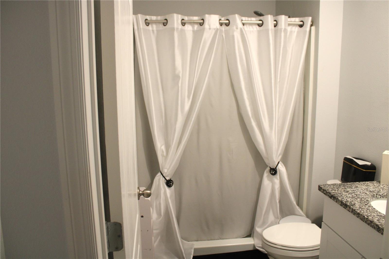 Image 10 of 35 For 410 Lady Bella Place