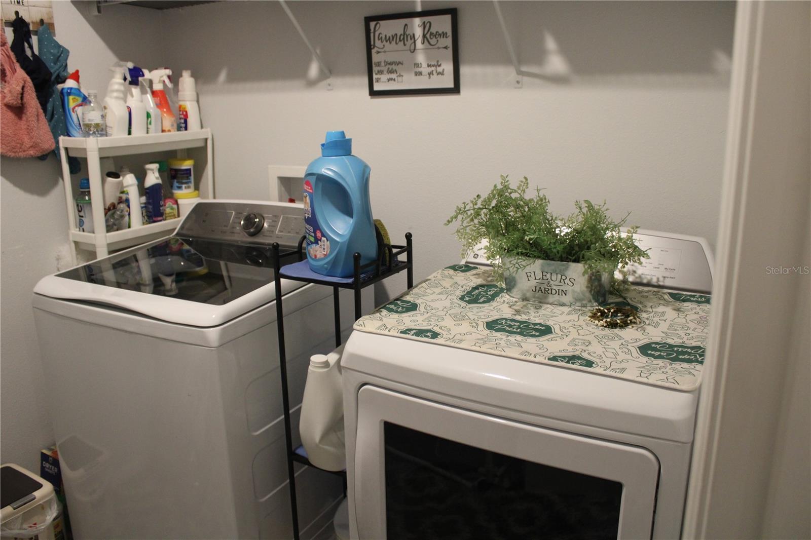 Image 13 of 35 For 410 Lady Bella Place