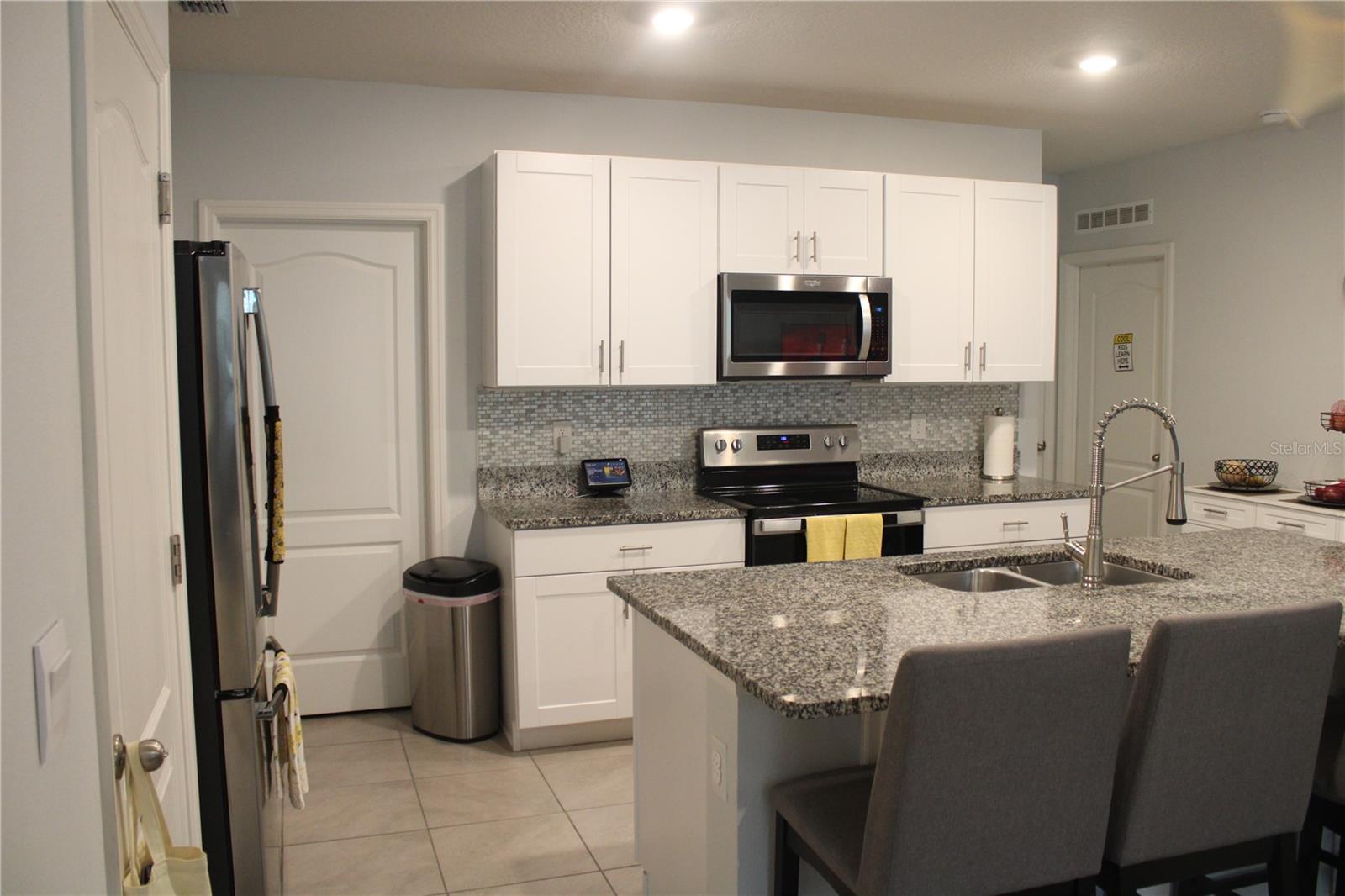 Image 6 of 35 For 410 Lady Bella Place