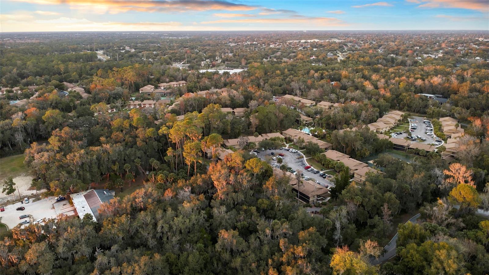 Image 13 of 44 For 120 Hibiscus Woods Court 15c