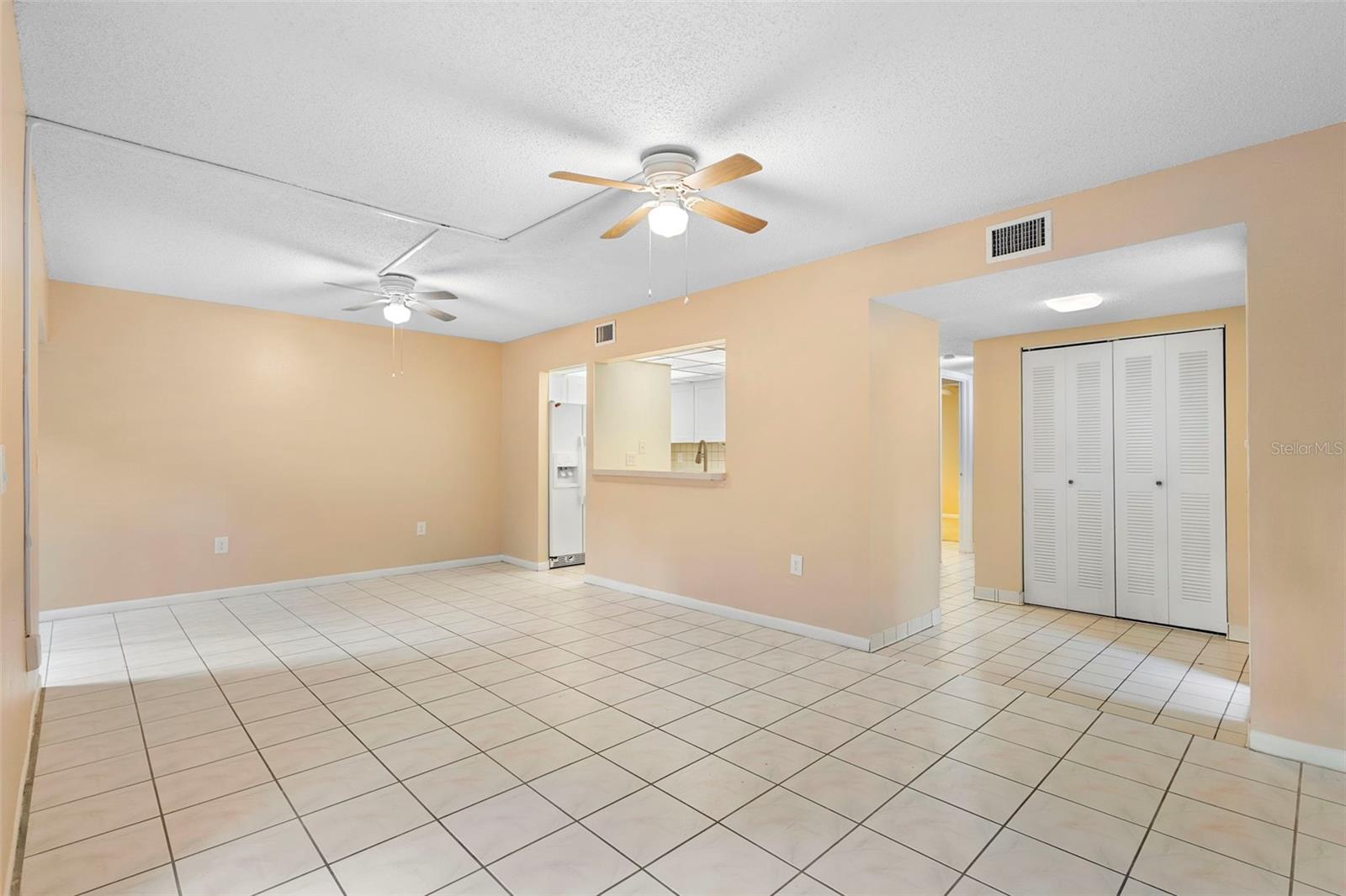 Image 19 of 44 For 120 Hibiscus Woods Court 15c