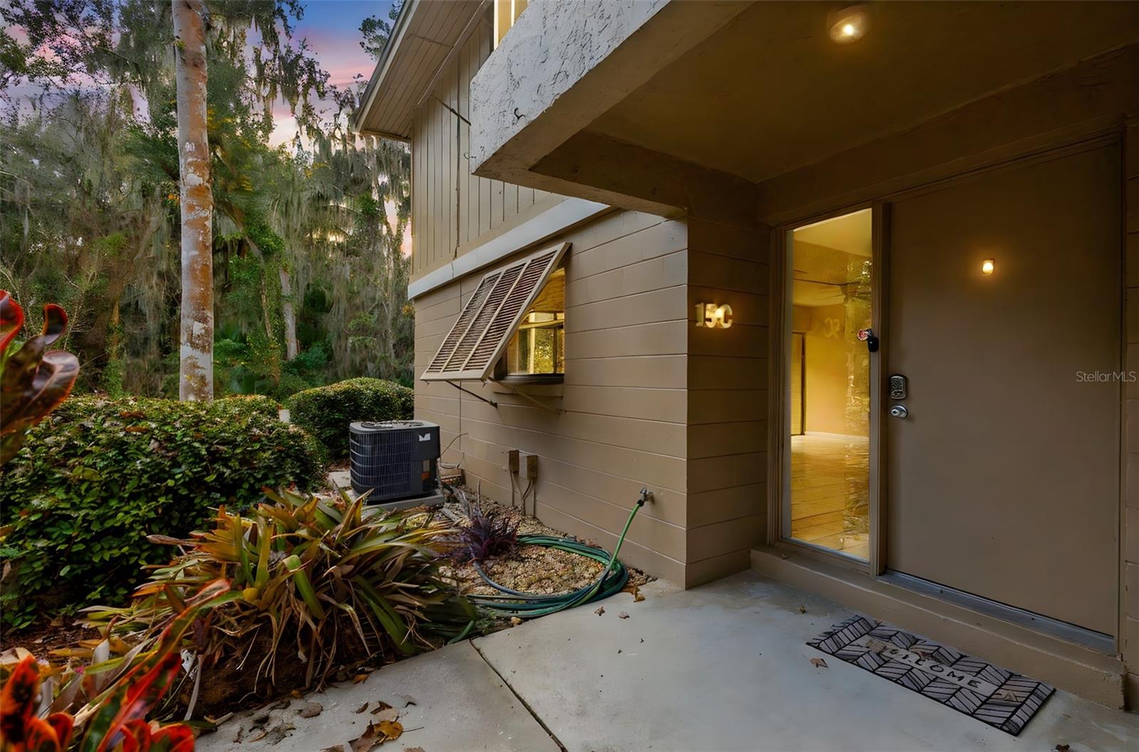 Image 2 of 44 For 120 Hibiscus Woods Court 15c