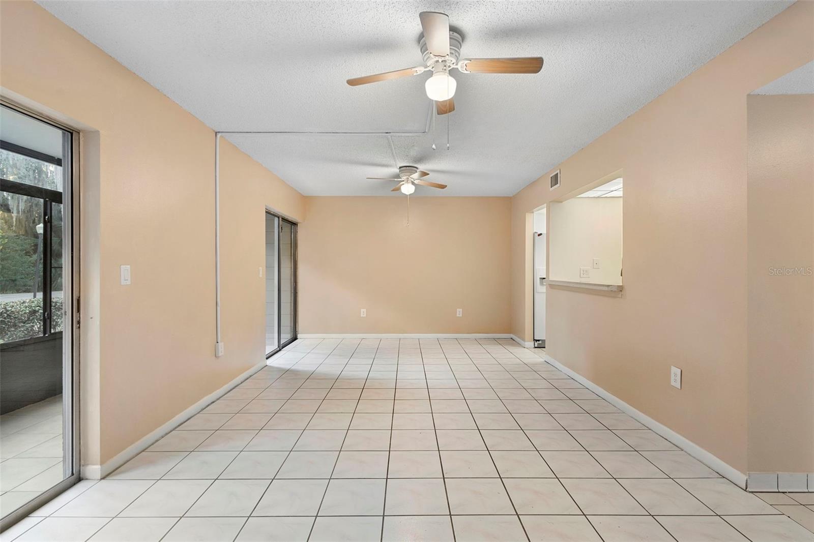 Image 20 of 44 For 120 Hibiscus Woods Court 15c