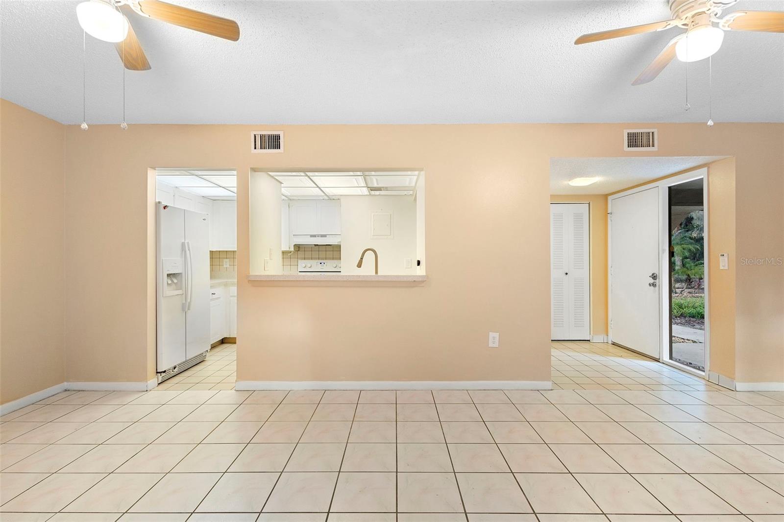 Image 22 of 44 For 120 Hibiscus Woods Court 15c