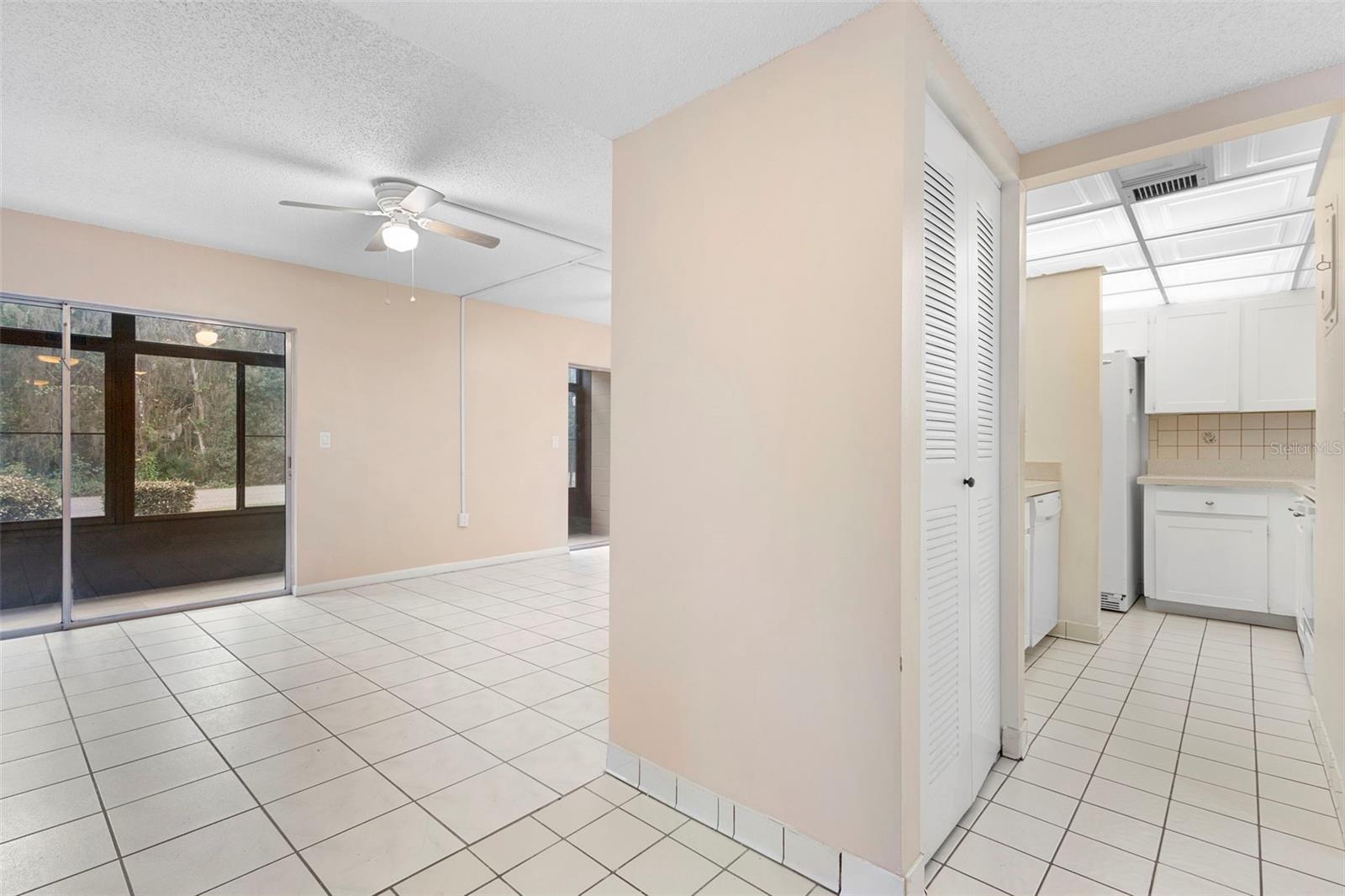 Image 30 of 44 For 120 Hibiscus Woods Court 15c