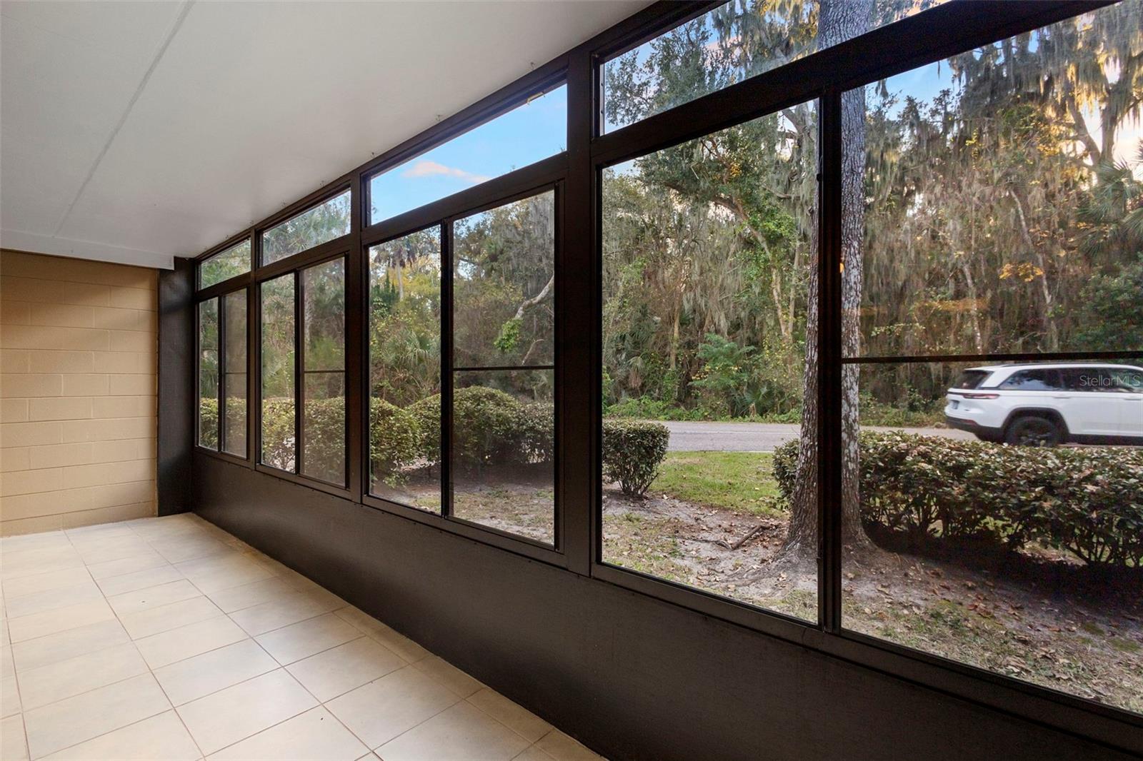 Image 41 of 44 For 120 Hibiscus Woods Court 15c