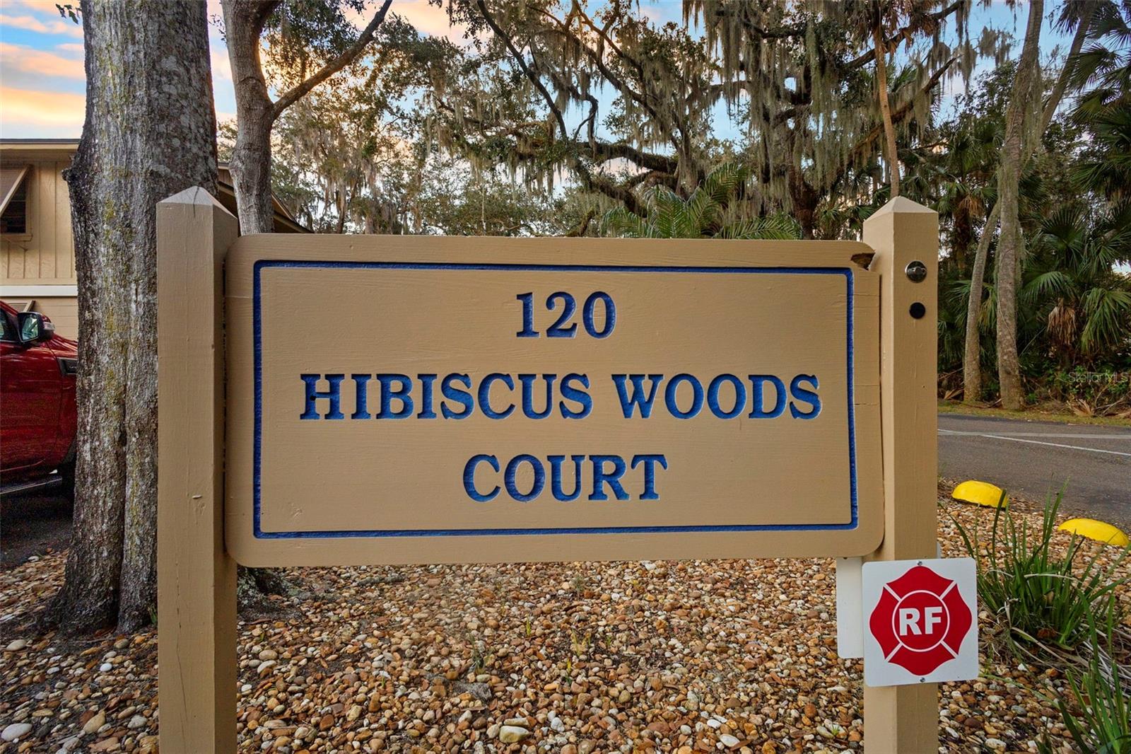 Image 7 of 44 For 120 Hibiscus Woods Court 15c