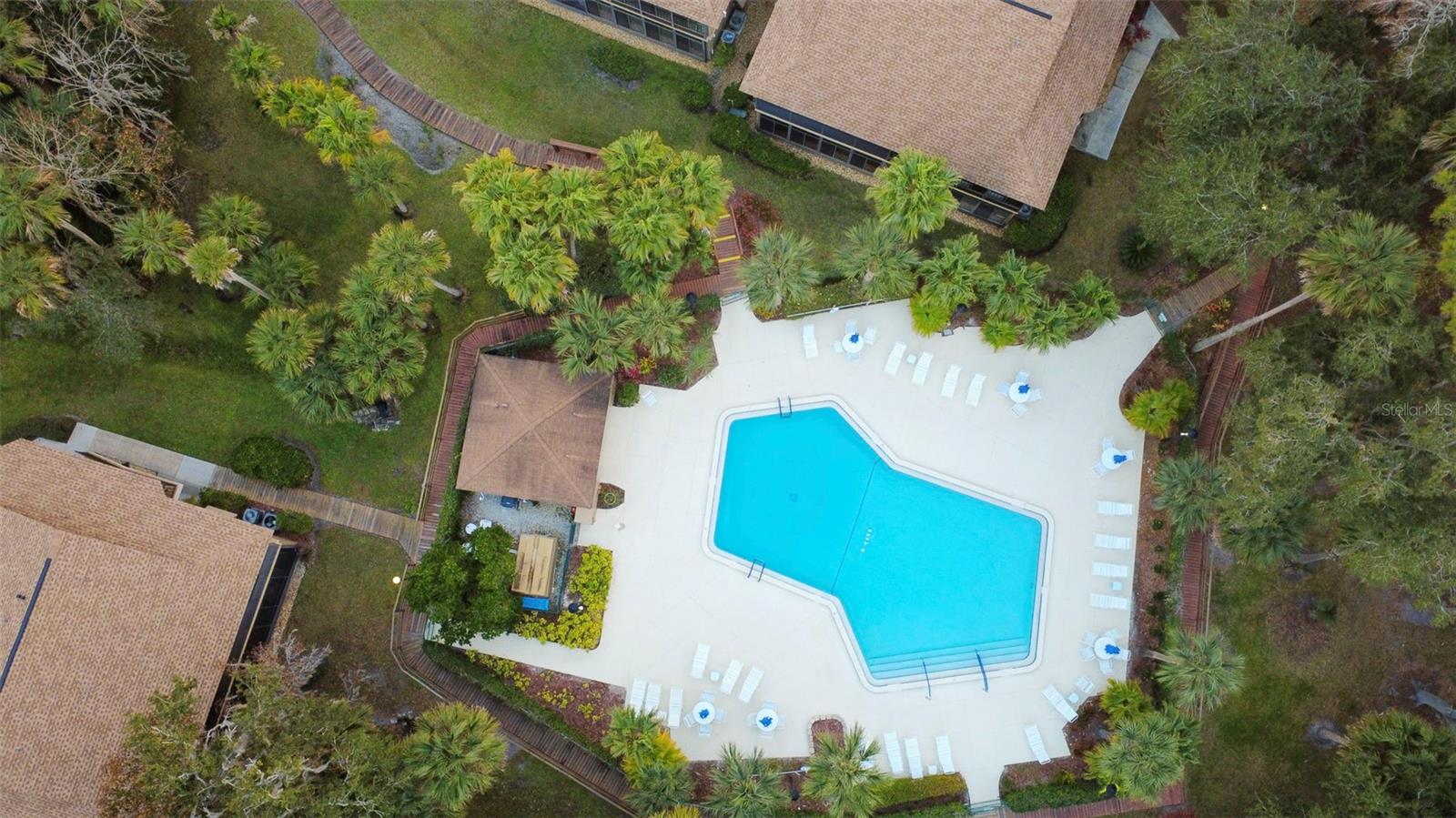 Image 9 of 44 For 120 Hibiscus Woods Court 15c