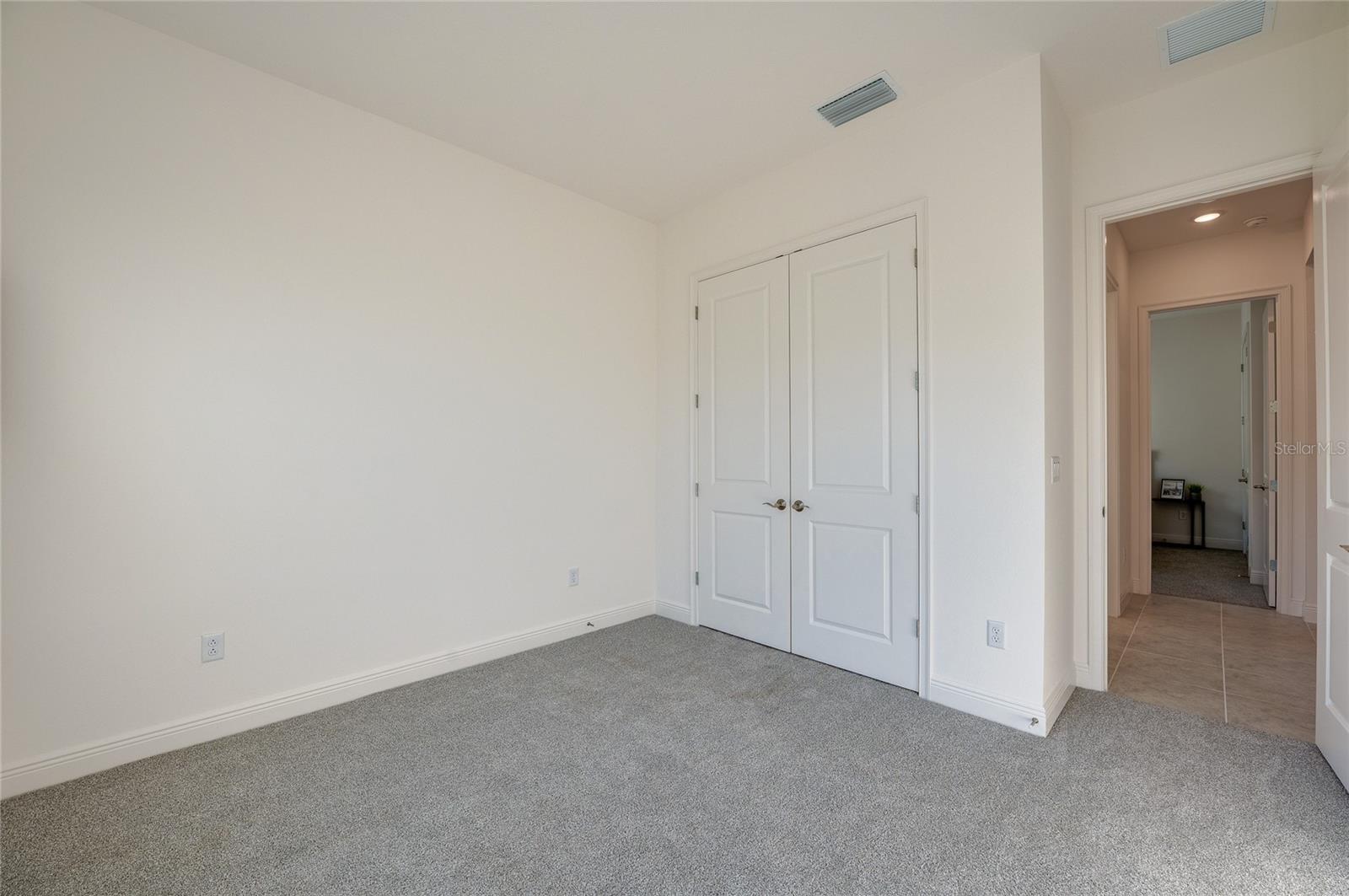 Image 28 of 52 For 1018 Flopshot Circle