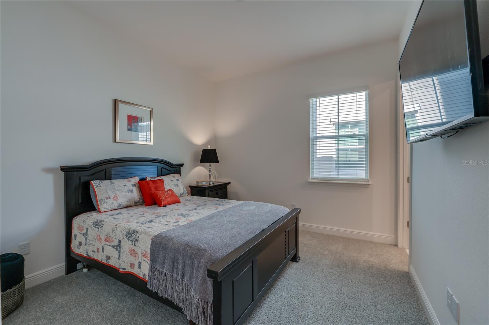 Image 32 of 52 For 1018 Flopshot Circle