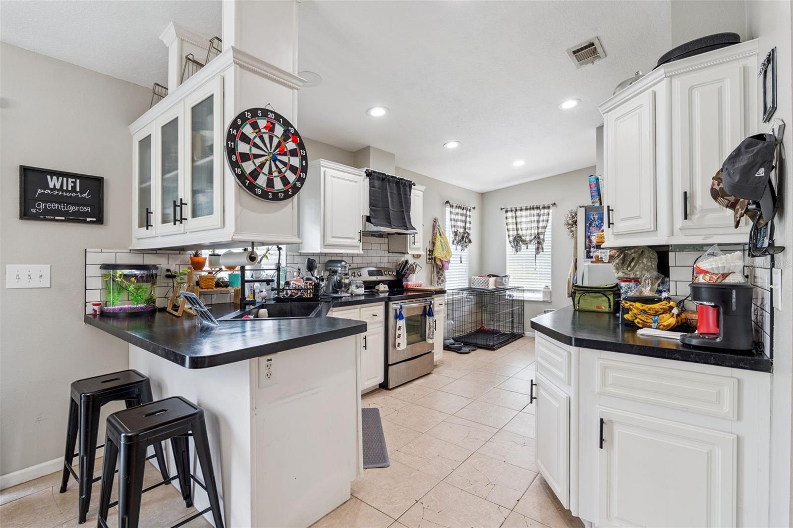 Image 10 of 53 For 3640 Hammock Road