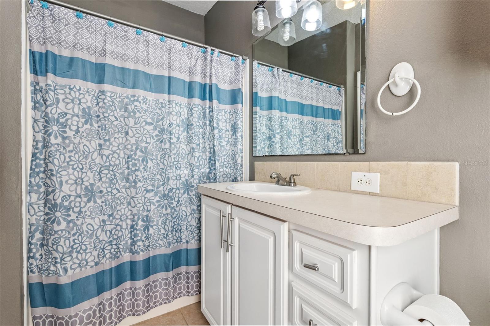 Image 19 of 53 For 3640 Hammock Road