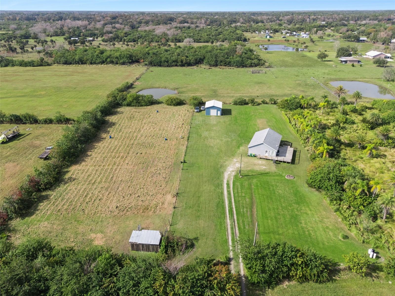 Image 43 of 53 For 3640 Hammock Road