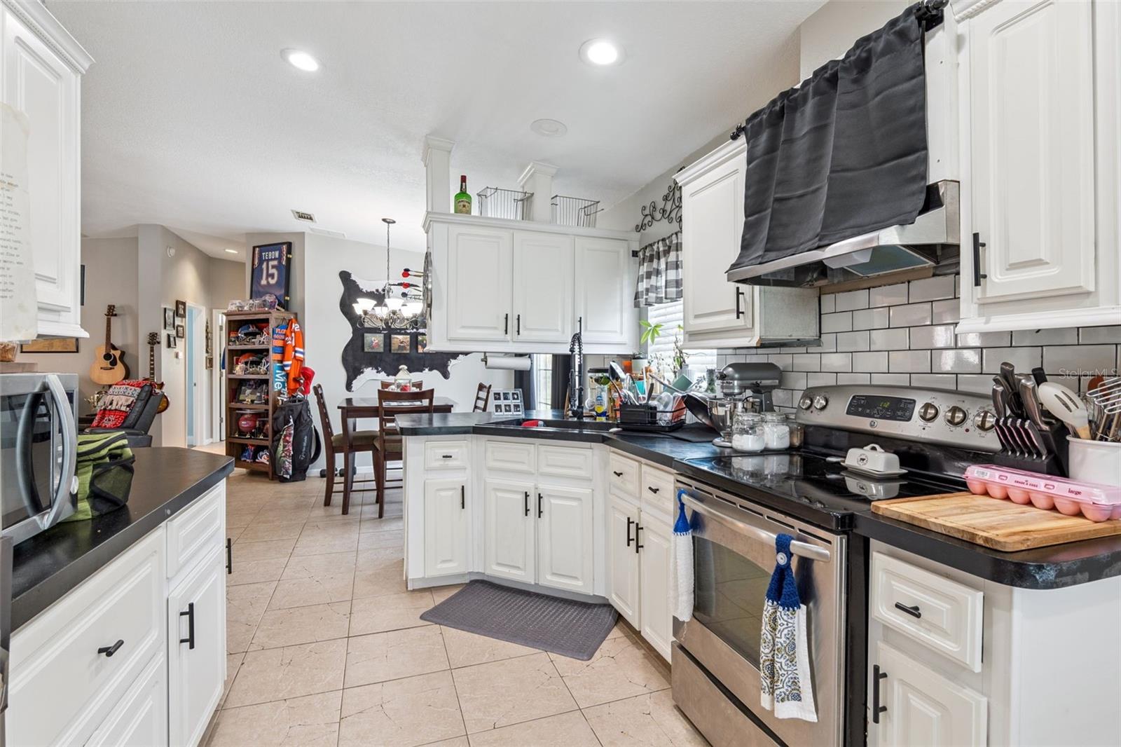 Image 8 of 53 For 3640 Hammock Road