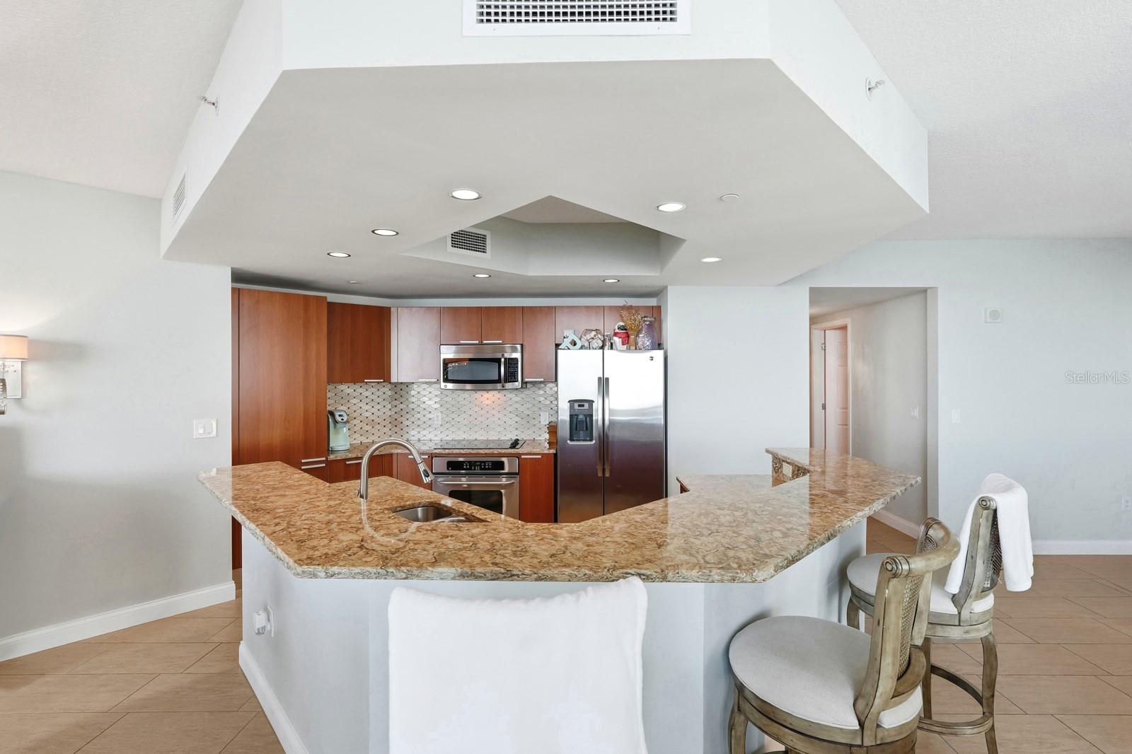 Image 18 of 74 For 231 Riverside Drive 1702