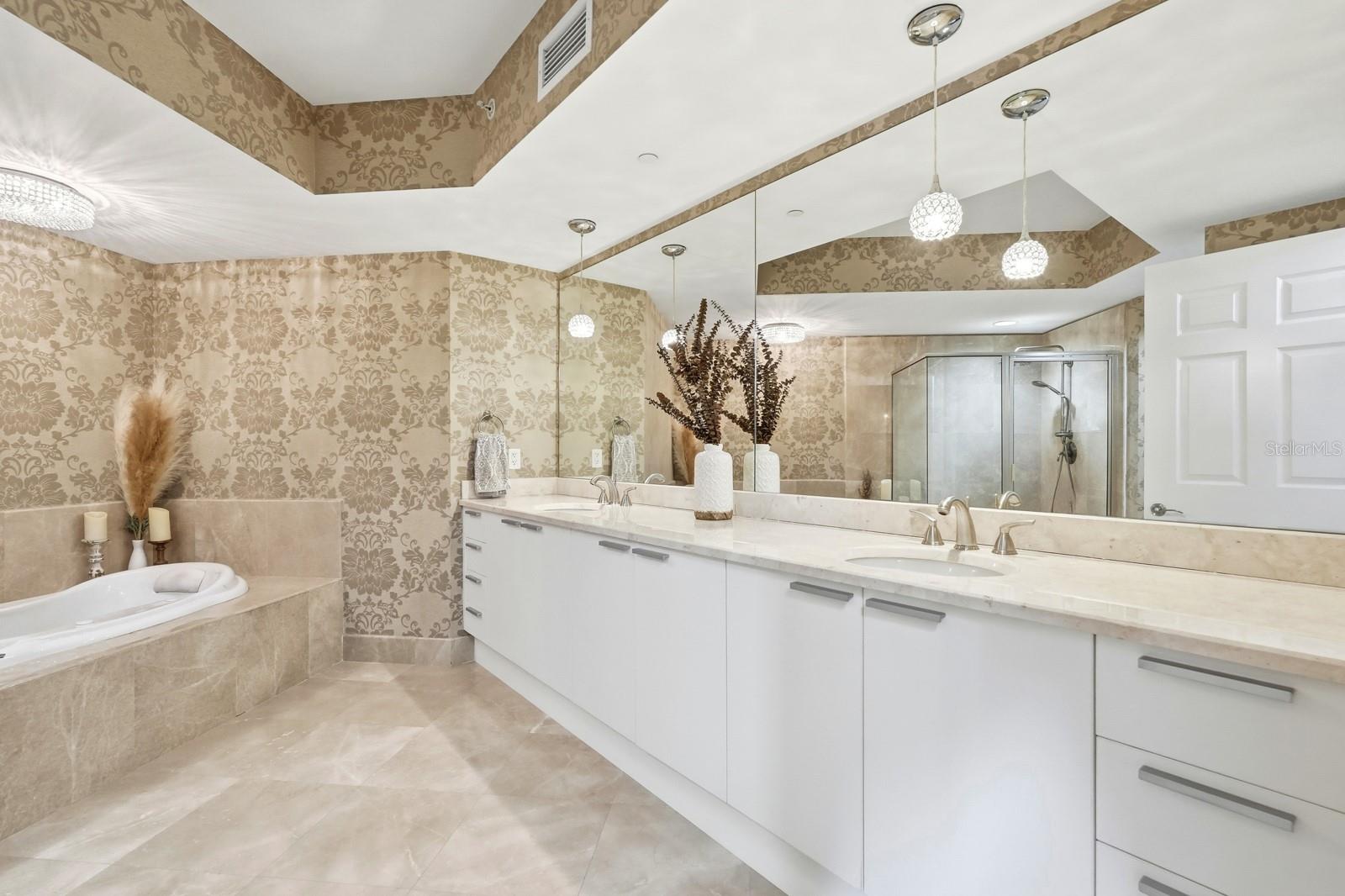 Image 27 of 74 For 231 Riverside Drive 1702