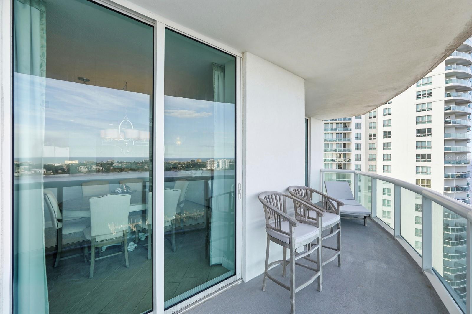 Image 36 of 74 For 231 Riverside Drive 1702