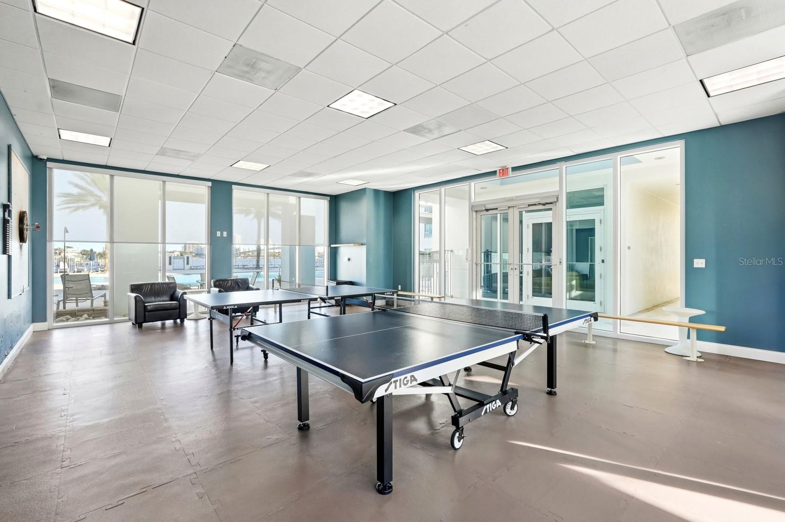 Image 52 of 74 For 231 Riverside Drive 1702