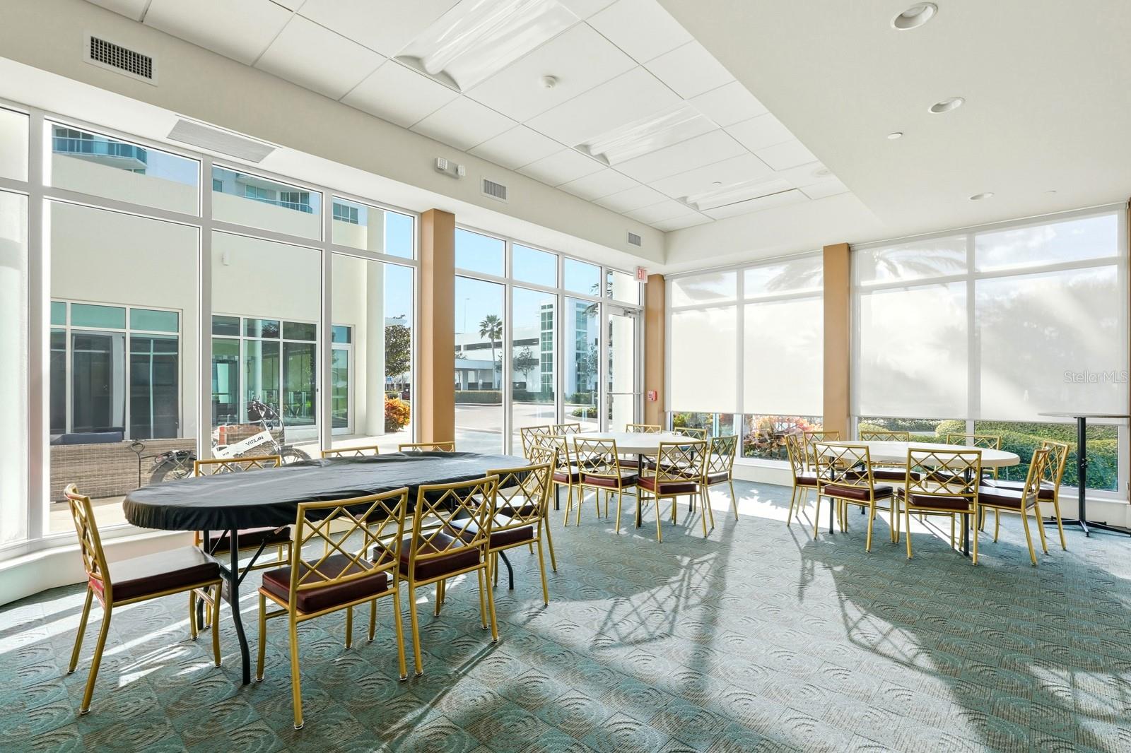 Image 58 of 74 For 231 Riverside Drive 1702