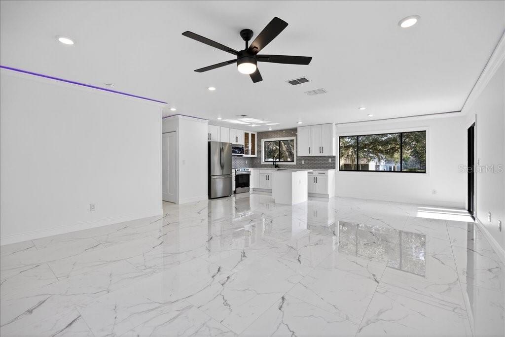 Image 10 of 28 For 37 Hickory Track Way