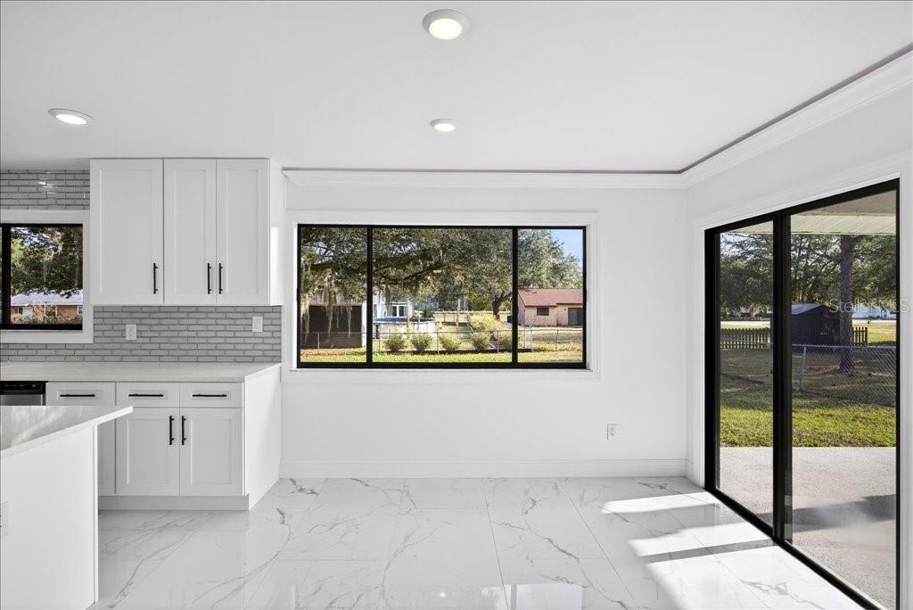 Image 13 of 28 For 37 Hickory Track Way