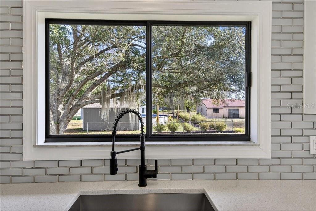 Image 16 of 28 For 37 Hickory Track Way