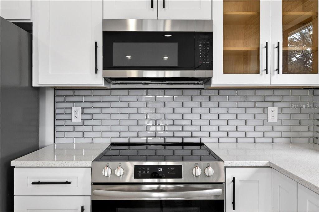 Image 17 of 28 For 37 Hickory Track Way