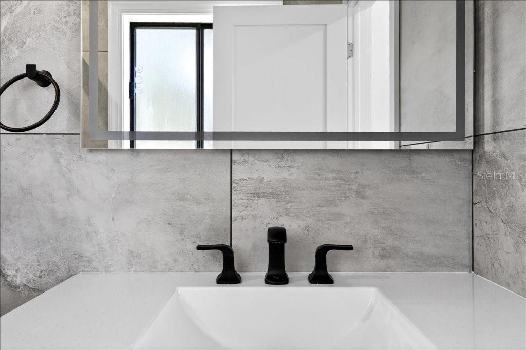 Image 22 of 28 For 37 Hickory Track Way