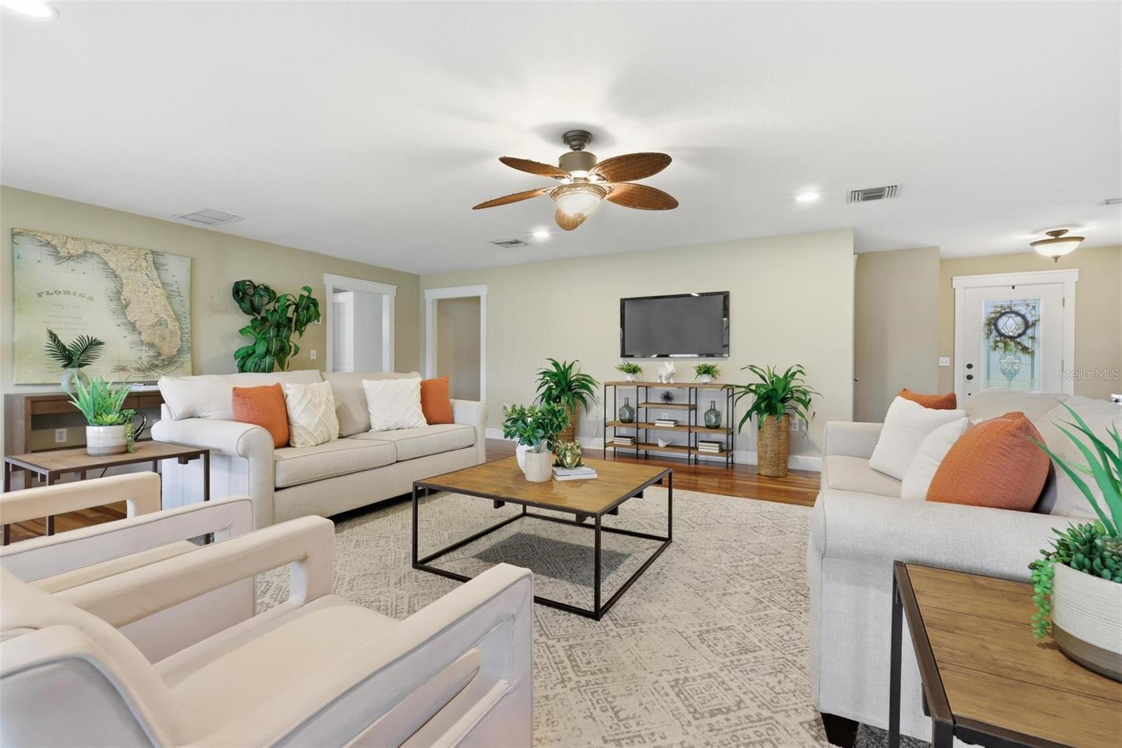 Image 10 of 65 For 1713 Reynolds Road