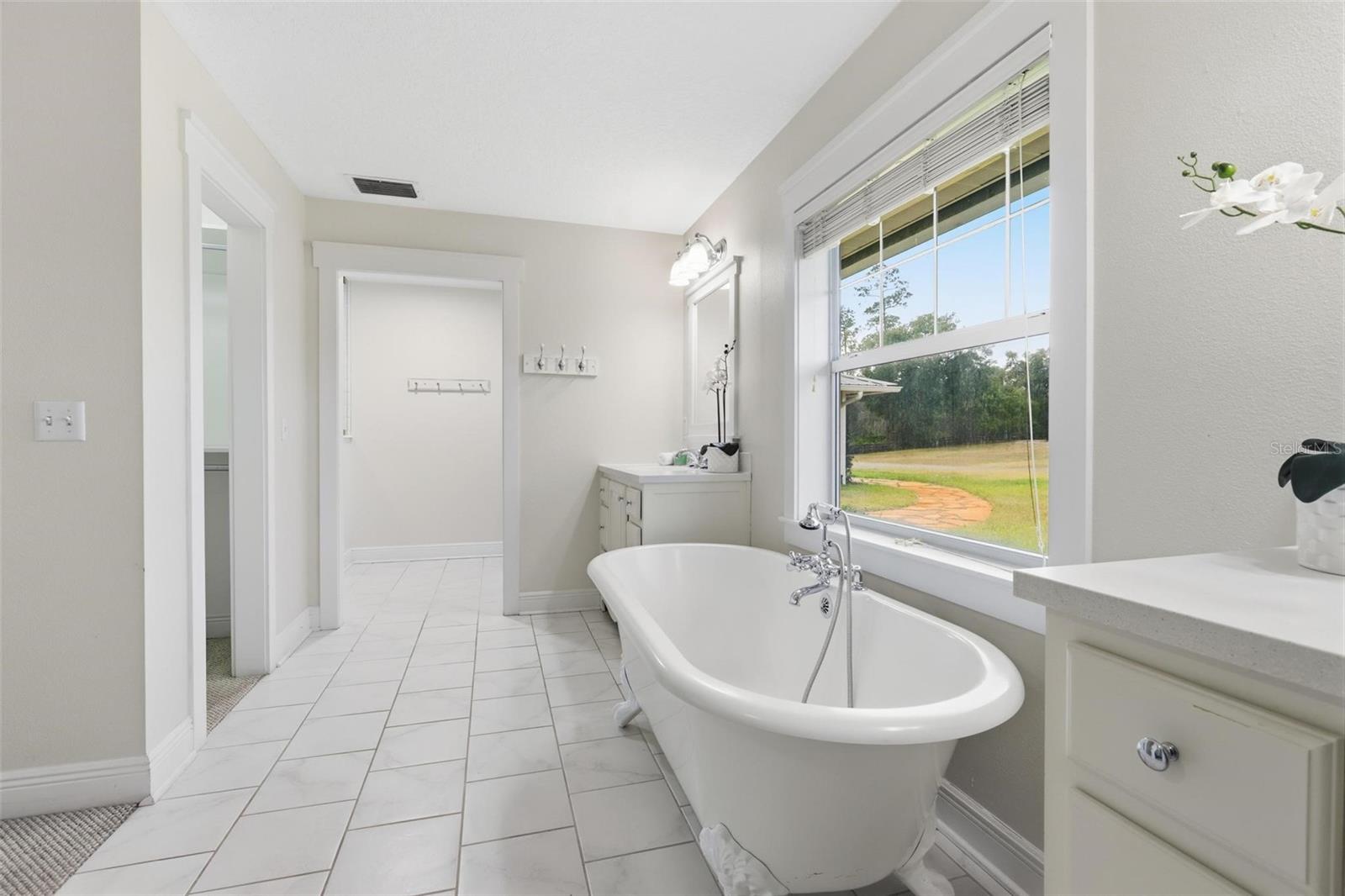 Image 26 of 65 For 1713 Reynolds Road