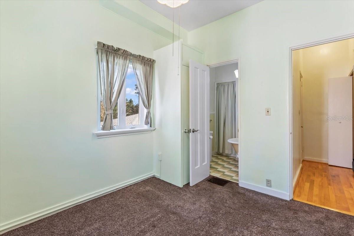 Image 20 of 92 For 1428 Halifax Avenue