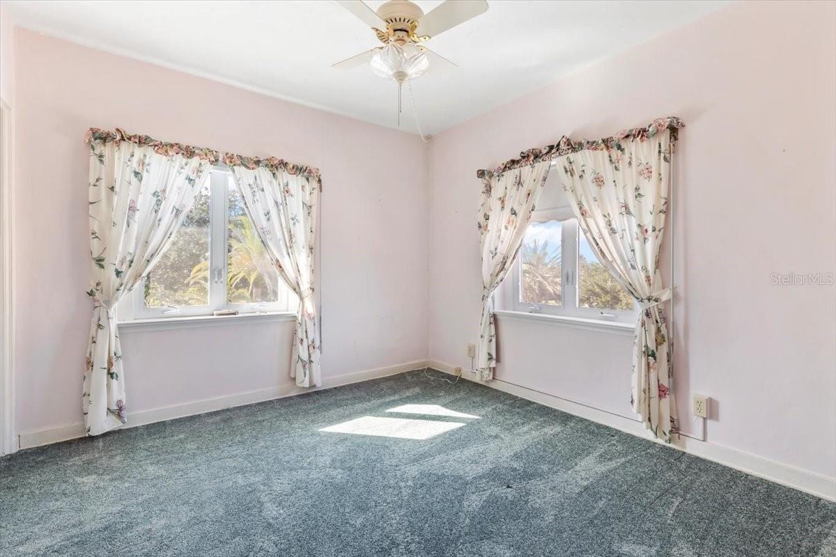 Image 36 of 92 For 1428 Halifax Avenue