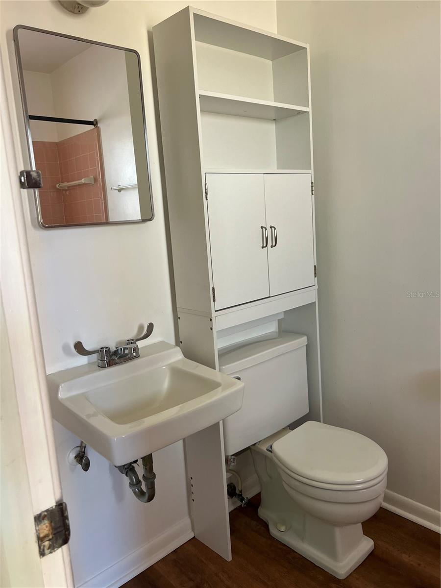 Image 7 of 9 For 145 Minnesota Avenue A2