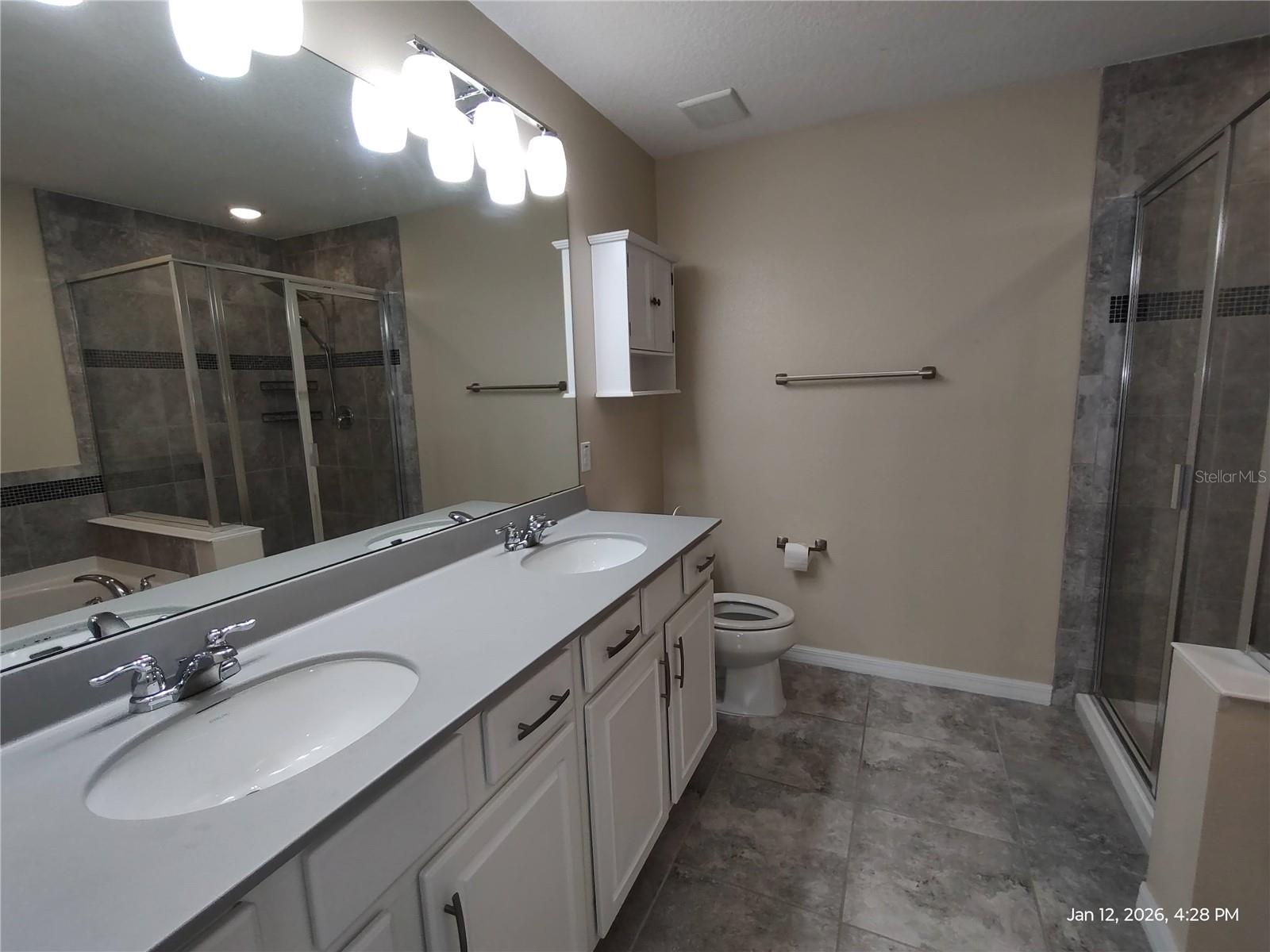 Image 14 of 55 For 2200 Garden Belle Drive