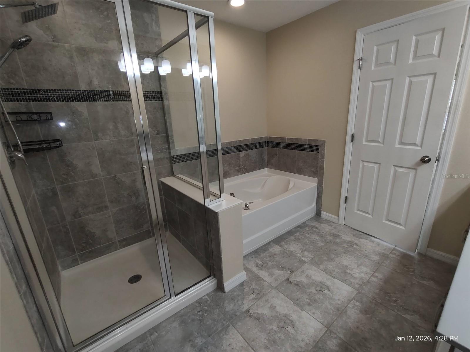 Image 16 of 55 For 2200 Garden Belle Drive