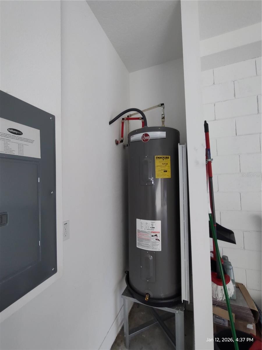 Image 38 of 55 For 2200 Garden Belle Drive