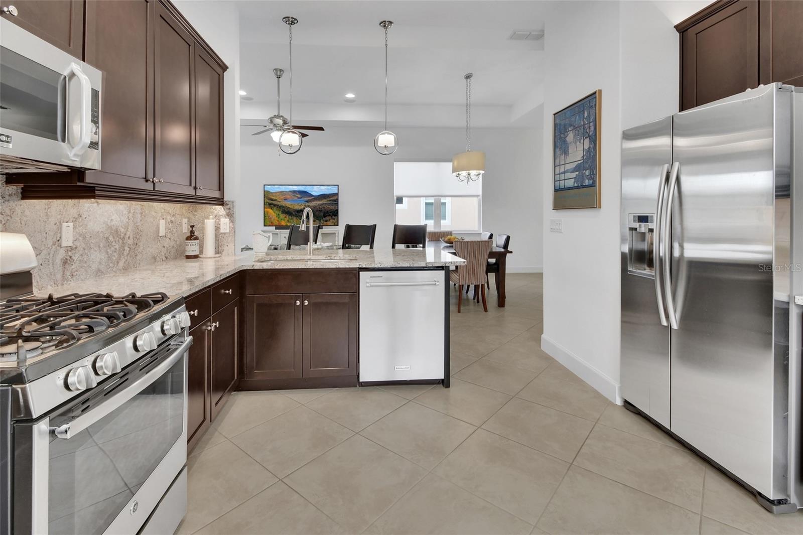 Image 9 of 56 For 308 Locksley Court