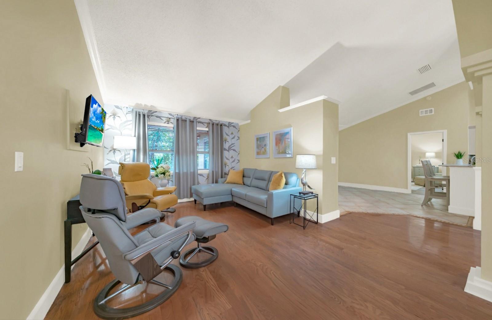 Image 25 of 55 For 705 Falling Leaf Court