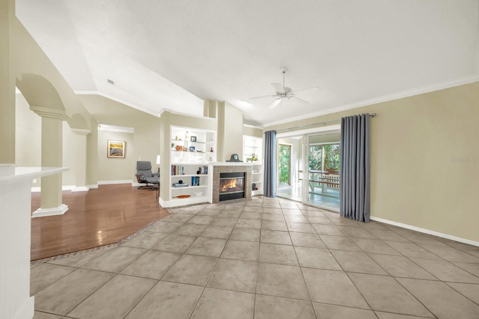 Image 30 of 55 For 705 Falling Leaf Court