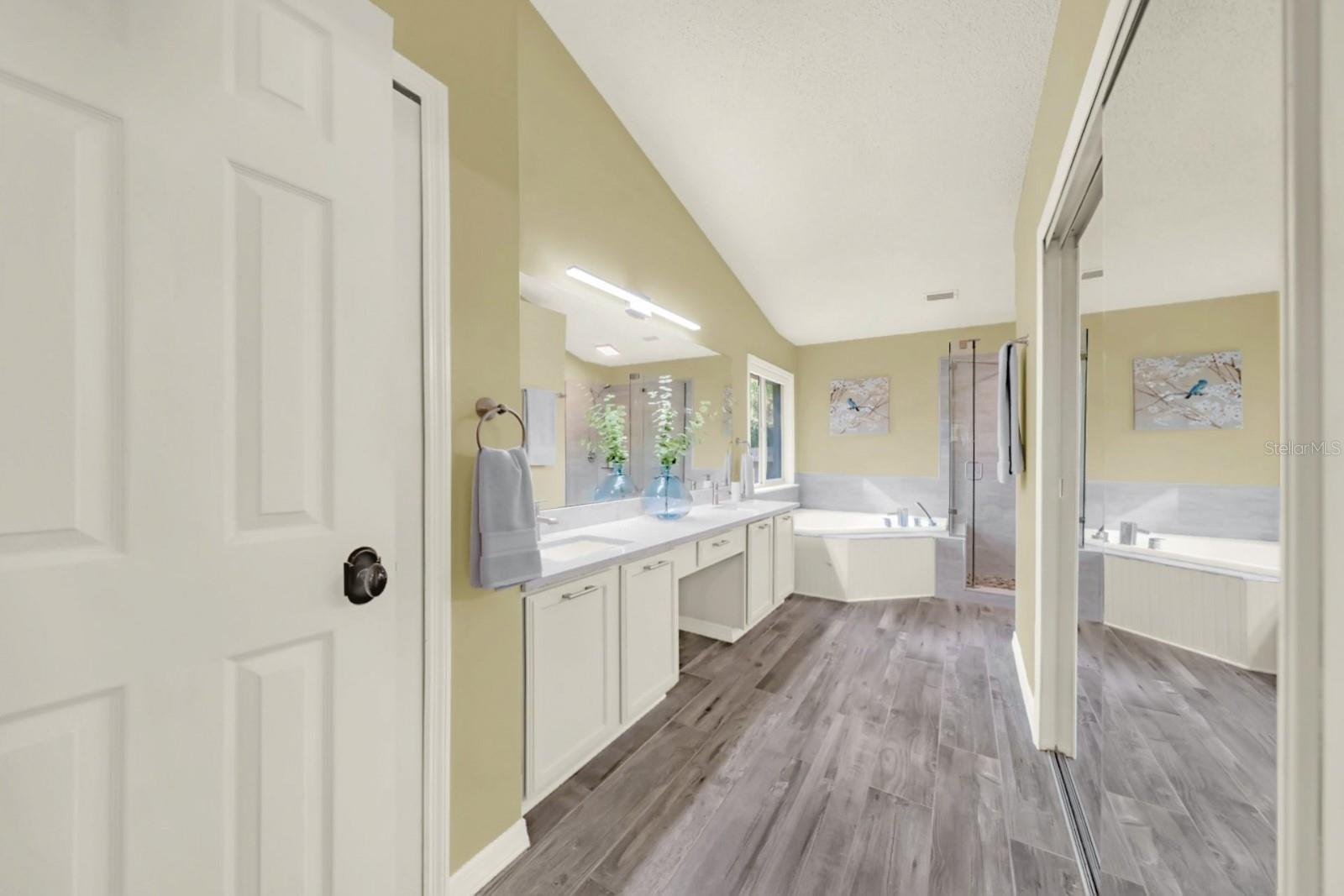 Image 46 of 55 For 705 Falling Leaf Court