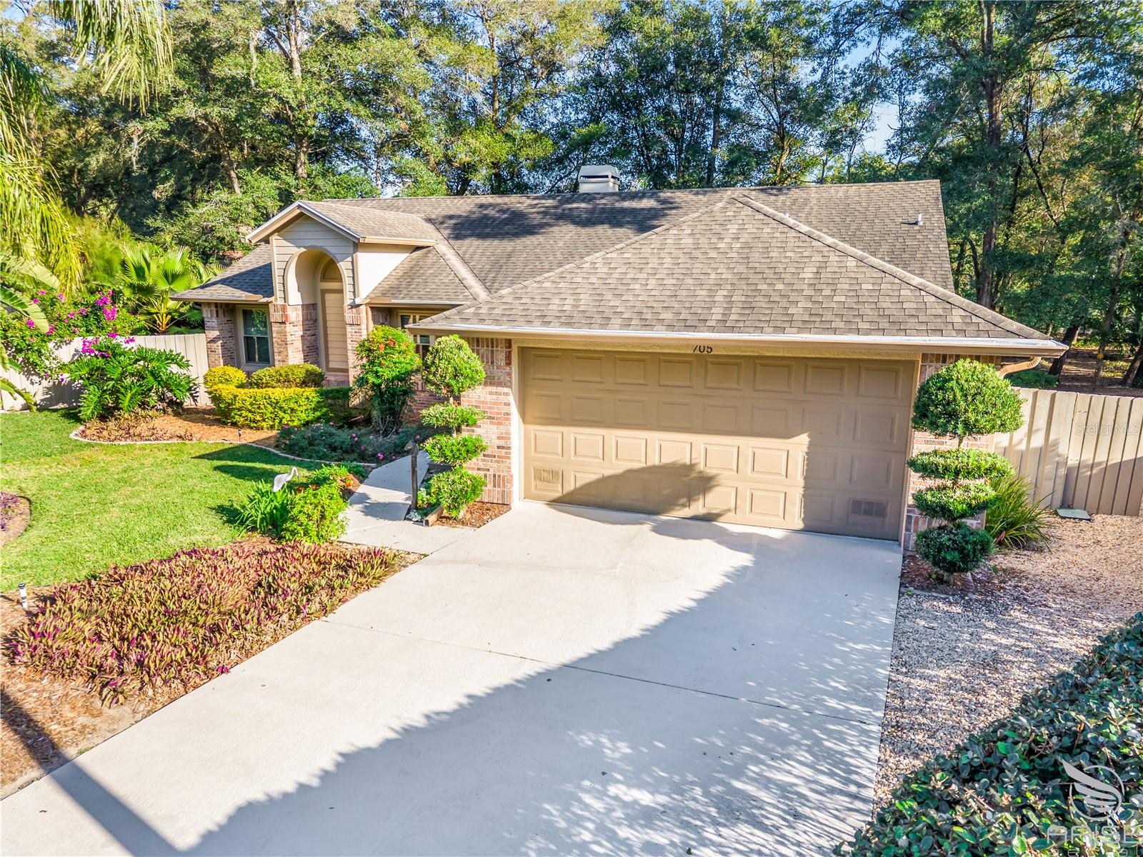 Image 7 of 55 For 705 Falling Leaf Court