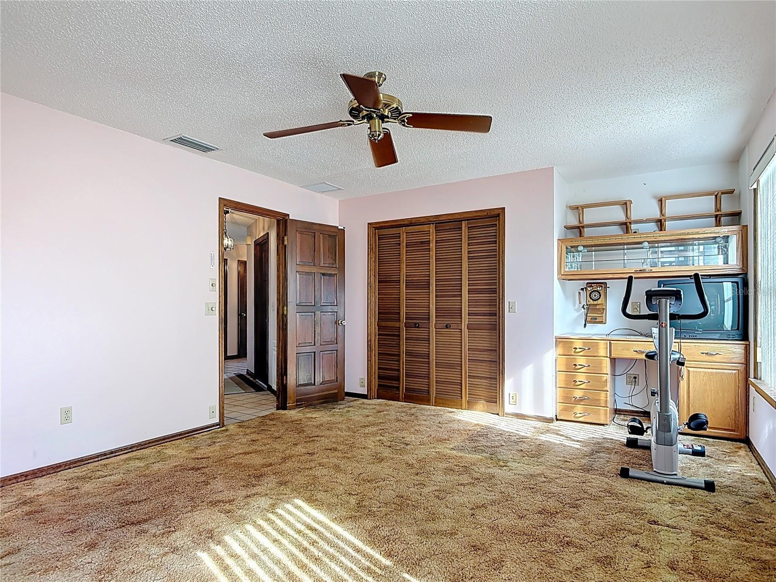 Image 24 of 68 For 2078 Kelso Avenue