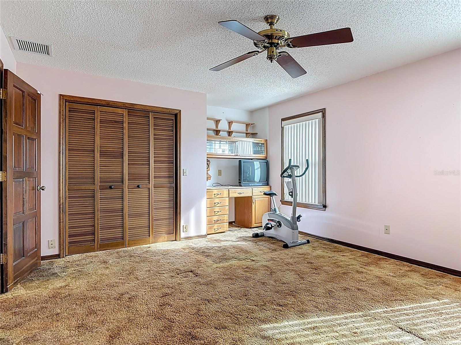 Image 25 of 68 For 2078 Kelso Avenue