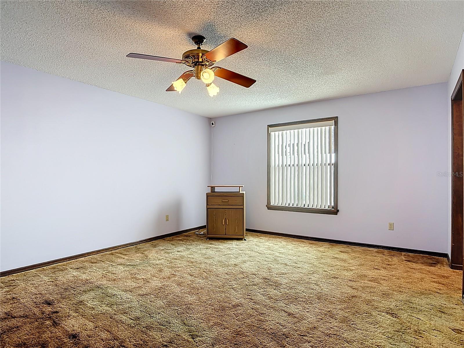 Image 28 of 68 For 2078 Kelso Avenue