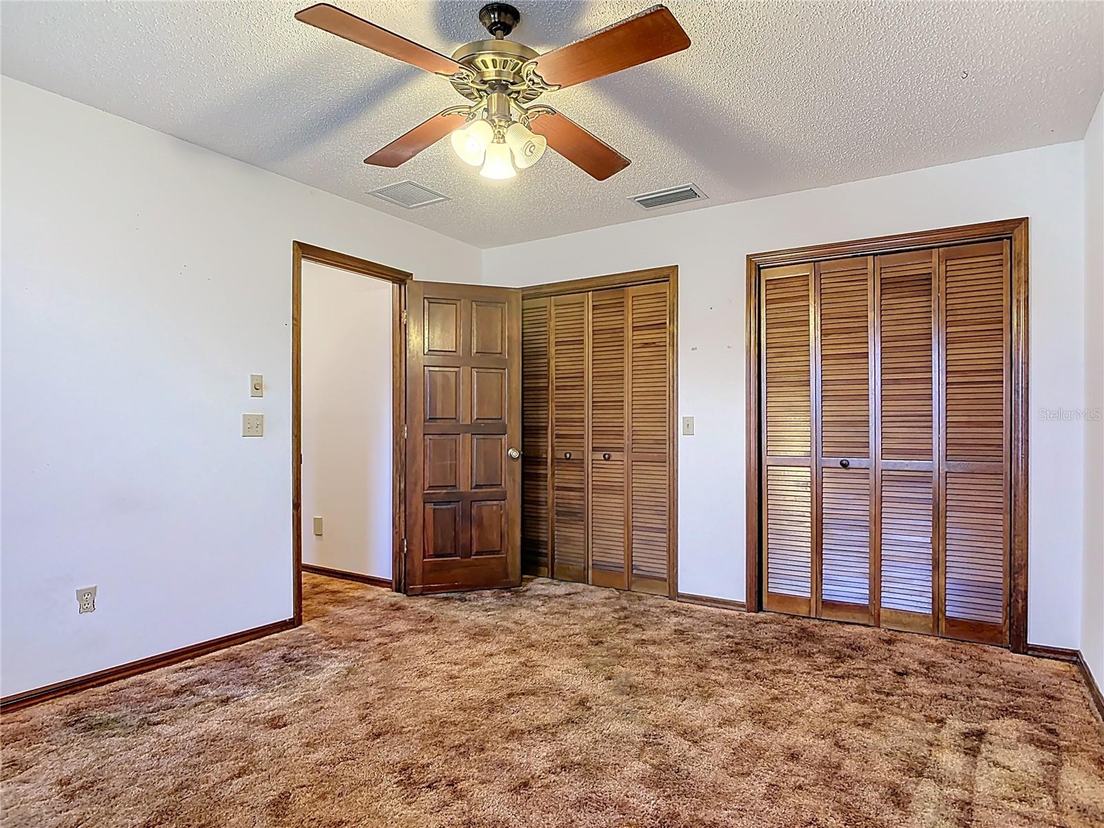 Image 43 of 68 For 2078 Kelso Avenue