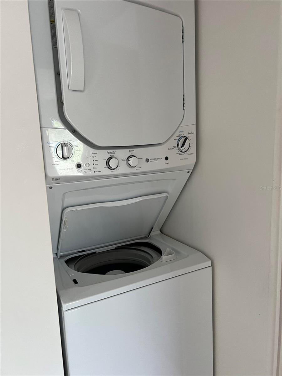 Image 11 of 11 For 145 Minnesota Avenue E2