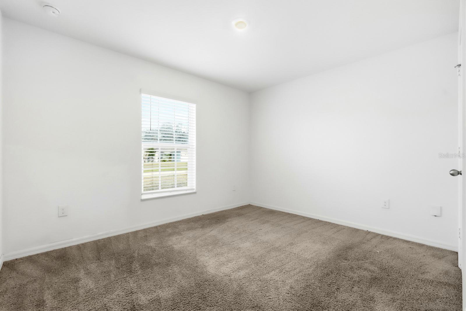 Image 22 of 35 For 14 Zoeller Court