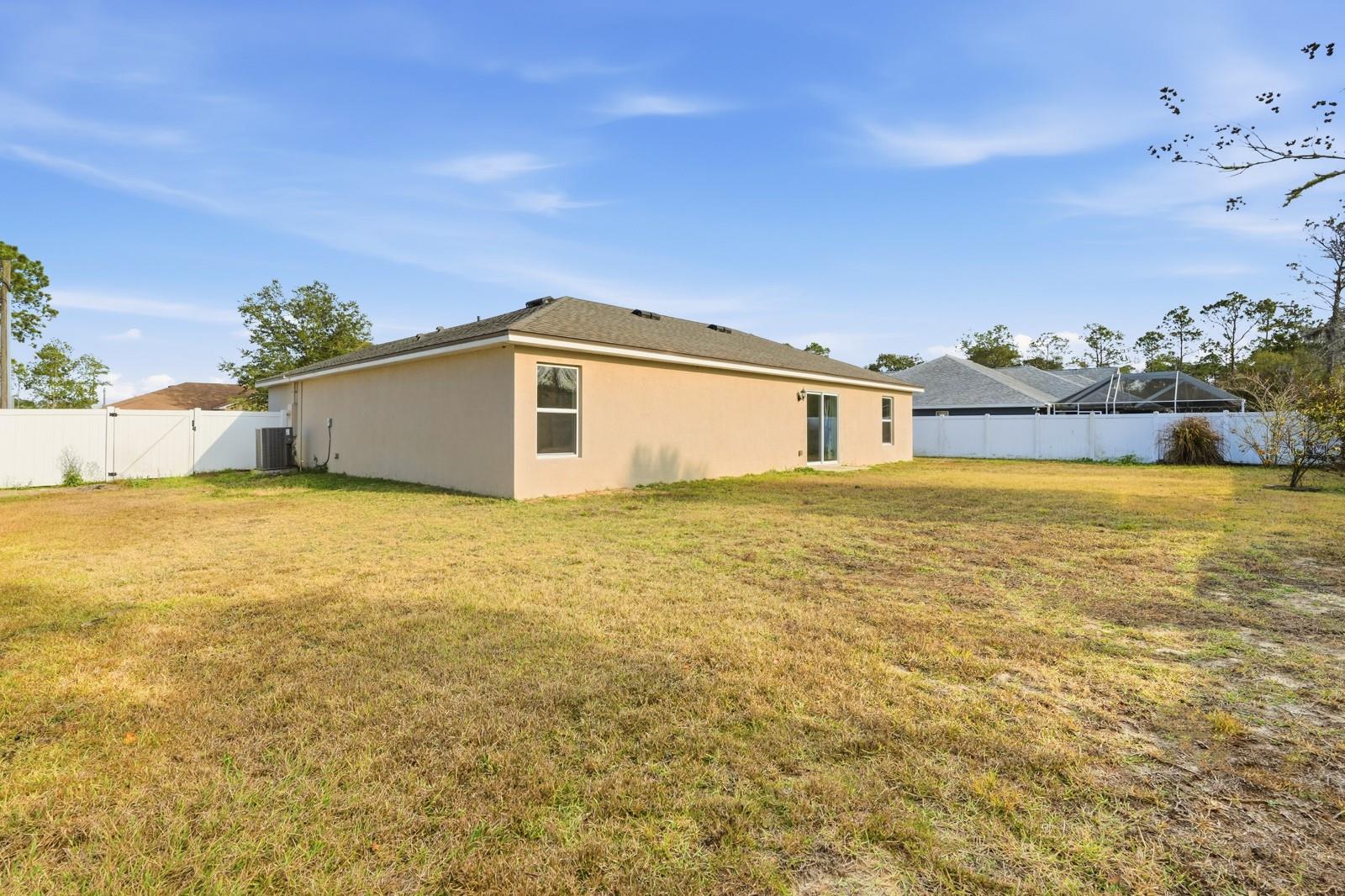 Image 25 of 35 For 14 Zoeller Court