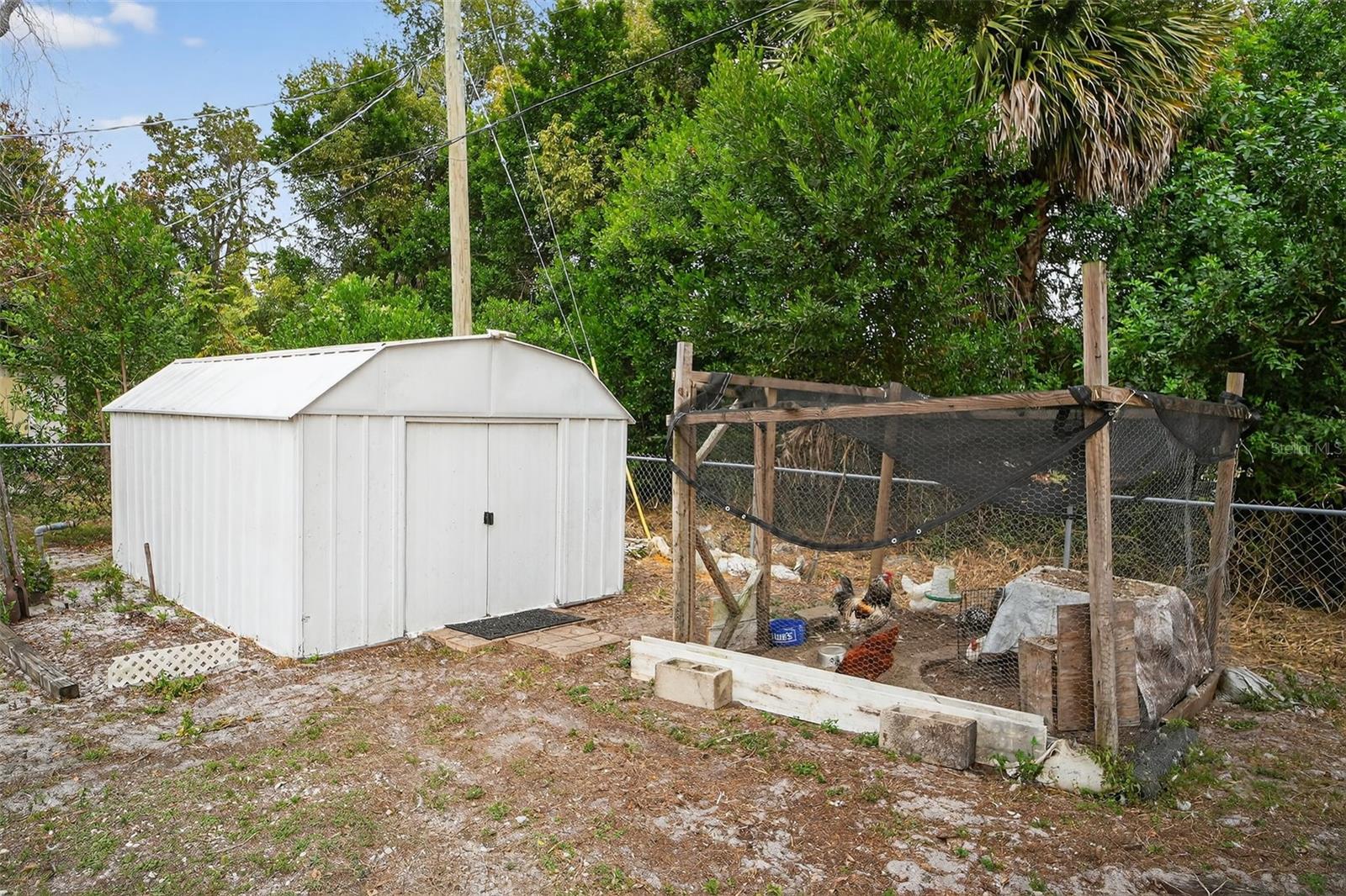 Image 23 of 40 For 2001 Linda Avenue