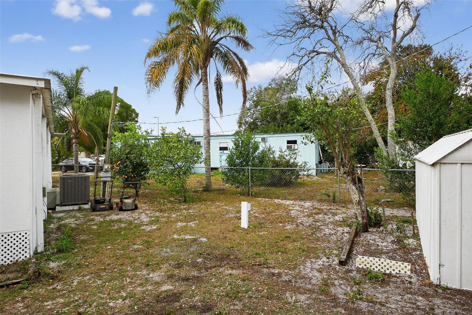 Image 24 of 40 For 2001 Linda Avenue